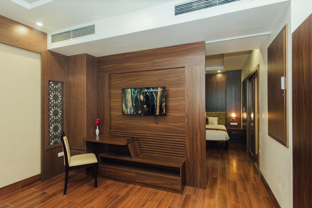 Hung Long Hotel Phủ Từ Sơn Eksteriør billede